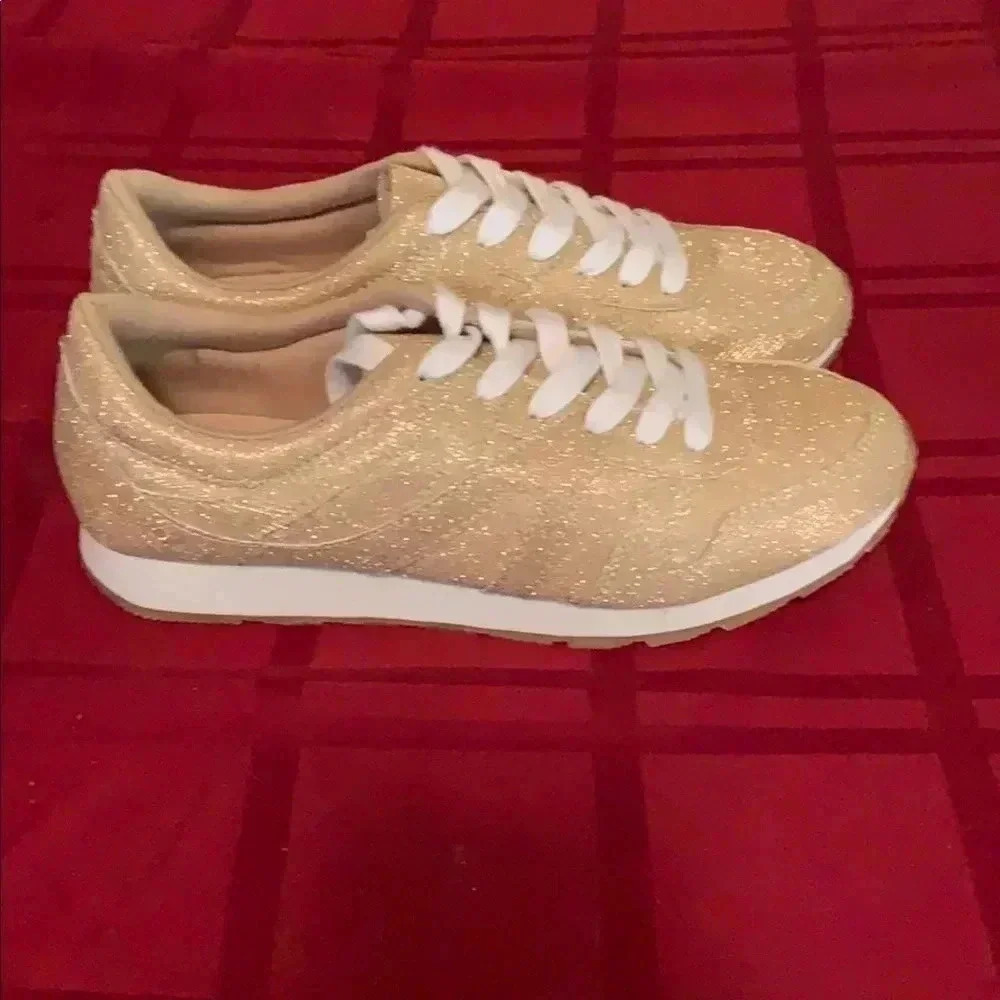 Call It Spring women’s sneakers. - Picture 3 of 4